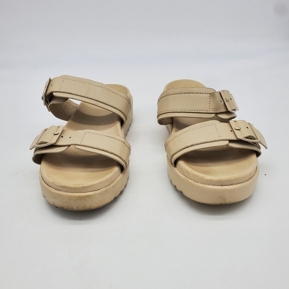 Capelli of New York Shoes Women 8 Platform Sandals  - Picture 4 of 8